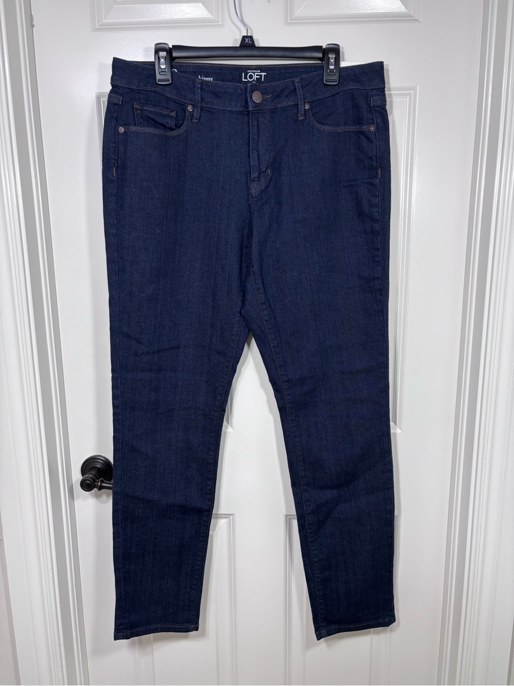 NWT LOFT  Curvy Skinny Jeans Women’s 12 Dark Wash